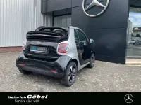 Gebraucht Smart ForTwo Electric Drive Passion 60 kW (82 PS) 2024 Bodypanels in black Cabrio