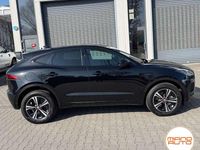 Gebraucht Jaguar E-Pace R-Dynamic 160 PS (117 kW) 2023 Santorini schwarz SUV