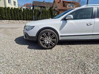 Gebraucht Skoda Superb Elegance 170 PS (125 kW) 2013 Candyweiss Kombi