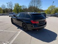Gebraucht BMW 318 143 PS (105 kW) 2013 Schwarz Kombi