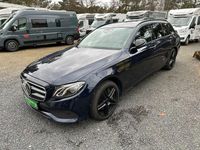 Gebraucht Mercedes E300 194 PS (142 kW) 2019 Blau Kombi