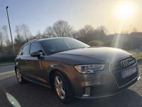 Gebraucht Audi A3 Sport 150 PS (110 kW) 2018 Grau Limousine