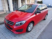 Gebraucht Mercedes B180 Urban 109 PS (80 kW) 2015 Rot Kleinwagen