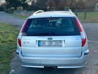 Gebraucht Ford Mondeo Ghia 131 PS (96 kW) 2007 Silber Kombi