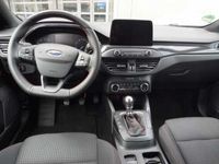 Gebraucht Ford Focus ST-Line 125 PS (91 kW) 2022 Silber Kombi