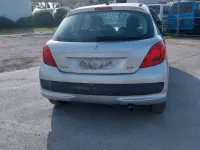 Gebraucht Peugeot 207 Tendance 95 PS (69 kW) 2007 Silber Limousine