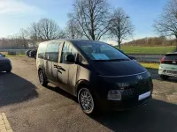 Neu Hyundai Staria Prime 224 PS (164 kW) 2026 Schwarz Van / Kleinbus