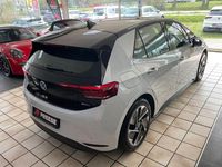 Second-hand VW ID.3 Pro Performance 150 kW (204 CP) 2023 Alb Hatchback