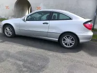 Gebraucht Mercedes C180 143 PS (105 kW) 2004 Grau Coupé