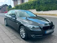 Gebraucht BMW 520 184 PS (135 kW) 2013 Grau Kombi