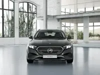 Gebraucht Mercedes E220 Avantgarde 197 PS (144 kW) 2025 Grau Limousine