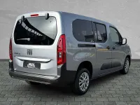 Neu Fiat Doblò 131 PS (96 kW) 2026 Maestro grau Van / Kleinbus