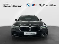 Gebraucht BMW 530 Sport Line 286 PS (210 kW) 2023 Saphirschwarz Kombi