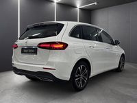 Gebraucht Mercedes E250 Progressive 163 PS (119 kW) 2024 Weiß Limousine