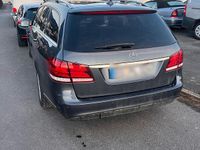 Gebraucht Mercedes E250 204 PS (150 kW) 2013 Grau Kombi