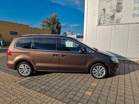 Gebraucht VW Sharan Highline 177 PS (130 kW) 2013 Braun Van / Kleinbus