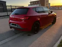 Używany Seat Leon FR 179 KM (131 kW) 2013 Czerwony Sedan/Limuzyna