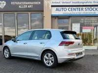 Gebraucht VW Golf VIII Life 150 PS (110 kW) 2022 Silber Limousine
