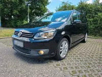 Gebraucht VW Touran 105 PS (77 kW) 2011 Schwarz Van / Kleinbus
