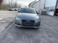 gebraucht Audi A3 Sportback attraction + 1 jahr Tüv+ wenig km.