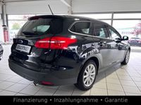 gebraucht Ford Focus Turnier Titanium*KAMERA*NAVI*SHZ*TEMPOMAT