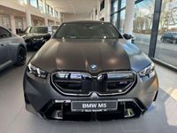 Neu BMW M5 Performance 727 PS (534 kW) 2026 Bmw individual frozen deep gre Limousine