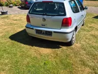 Gebraucht VW Polo Trendline 60 PS (44 kW) 2000 Silber Limousine