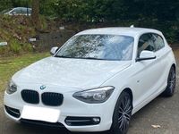 gebraucht BMW 118 d Sport Line Sport Line