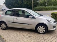 Gebraucht Renault Clio II Rip Curl 75 PS (55 kW) 2008 Platingrau Kleinwagen