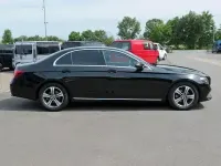 Gebraucht Mercedes E220 Avantgarde 194 PS (142 kW) 2018 Obsidianschwarz  metalliclack Limousine