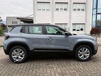 Neu Jeep Avenger Altitude 101 PS (74 kW) 2025 Grau SUV