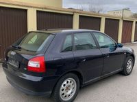 gebraucht Audi A3 1.8 Limousine Klima/Multimedia Schaltgetriebe