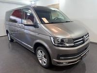 Gebraucht VW Caravelle Comfortline 150 PS (110 kW) 2018 Beige Van / Kleinbus