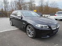 Gebraucht BMW M550 Performance 381 PS (280 kW) 2015 Blau Limousine