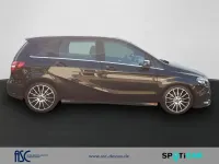 Gebraucht Mercedes B180 AMG line 122 PS (89 kW) 2018 Kosmosschwarz  metalliclack Kleinwagen