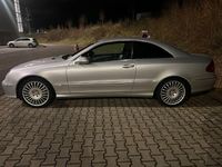 Gebraucht Mercedes CLK200 Avantgarde 184 PS (135 kW) 2008 Silber Coupé