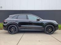 Gebraucht Porsche Cayenne 470 PS (345 kW) 2024 Schwarz SUV