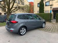 gebraucht Opel Zafira 1,4 Turbo 140 PS Automatik grau 2015 31.200 KM Stand