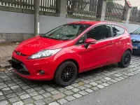 Gebraucht Ford Fiesta Trend 82 PS (60 kW) 2009 Rot Limousine