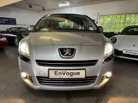 Gebraucht Peugeot 5008 Platinum 150 PS (110 kW) 2011 Silber Van / Kleinbus