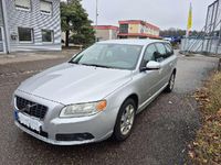 Gebraucht Volvo V70 Momentum 185 PS (136 kW) 2008 Silber Kombi