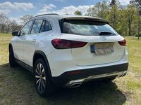 Gebraucht Mercedes GLA200 Progressive 163 PS (119 kW) 2020 Weiß SUV