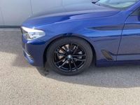 Gebraucht BMW 520 190 PS (139 kW) 2019 Mediterranblau metallic Kombi