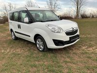 Gebraucht Opel Combo Edition 120 PS (88 kW) 2016 Van / Kleinbus