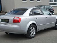 Gebraucht Audi A4 Ambiente 101 PS (74 kW) 2004 Silber Limousine