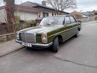 Gebraucht Mercedes 200 60 PS (44 kW) 1975 Grün Limousine