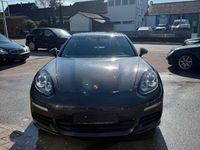 Gebraucht Porsche Panamera 301 PS (221 kW) 2015 Andere Kleinwagen