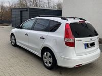 gebraucht Hyundai i30 Kombi 1.6 CRDi Diesel Wlan Navigatio