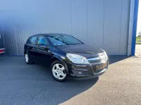 Używany Opel Astra Edition 105 KM (77 kW) 2007 Czarny Sedan/Limuzyna