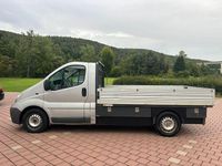 Gebraucht Opel Vivaro 145 PS (106 kW) 2009 Silber Van / Kleinbus